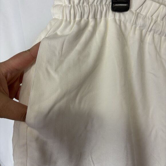 Gilli White Eyelet Drawstring Pull On Shorts 1X Comfy Stretch Travel Boho - Picture 9 of 11